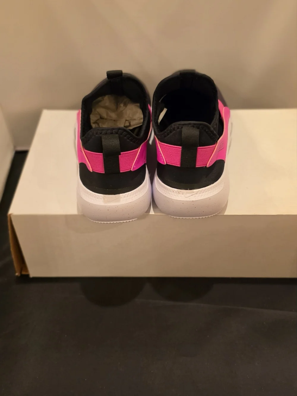 Nike Kids Slip-On Sneakers - Black & Hot Pink